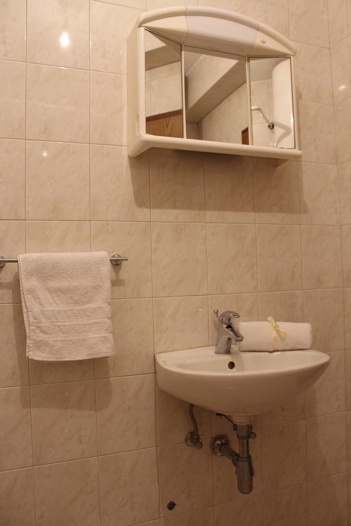 דירות מאקרסקה Apartman Rita מראה חיצוני תמונה